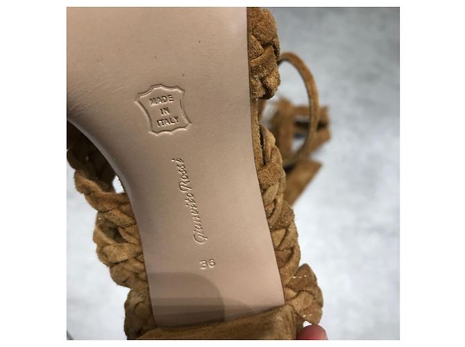 GIANVITO ROSSI Sandali T.EU 36 Camoscio Cammello - vista 5