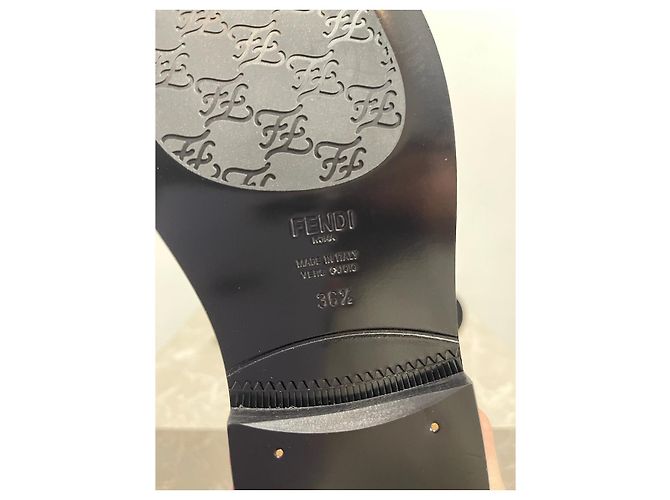 FENDI  Mules & clogs T.eu 36.5 leather - view 6