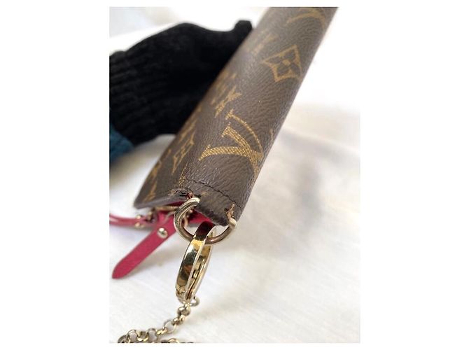 Louis Vuitton UNGEWÖHNLICHE STOFFBRIEFTASCHE Braun - Ansicht 9