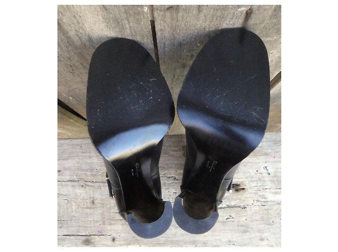 Stivaletti Salvatore Ferragamo Gancini in pelle nera Nero - vista 5