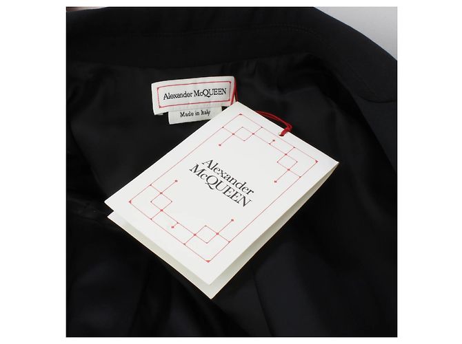 Alexander McQueen Satin Lapel Tailcoat - view 10