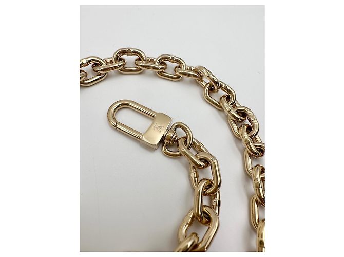 Correa de cadena Louis Vuitton de metal dorado. - vista 3