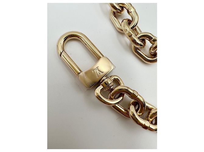 Correa de cadena Louis Vuitton de metal dorado. - vista 5