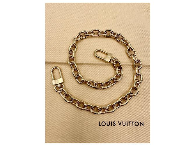 Correa de cadena Louis Vuitton de metal dorado. - vista 9