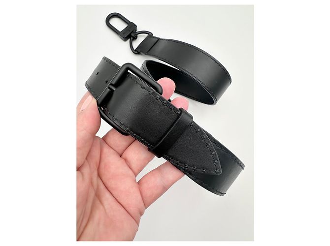 Maxi tracolla larga amovibile regolabile Louis Vuitton per borse viaggio messenger Nero - vista 10