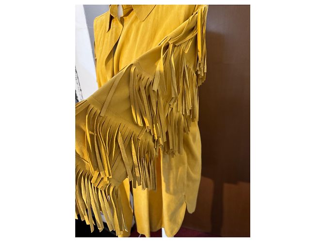 Moschino Lederjacke Gelb Wildleder mit Fransenärmeln - Ansicht 4