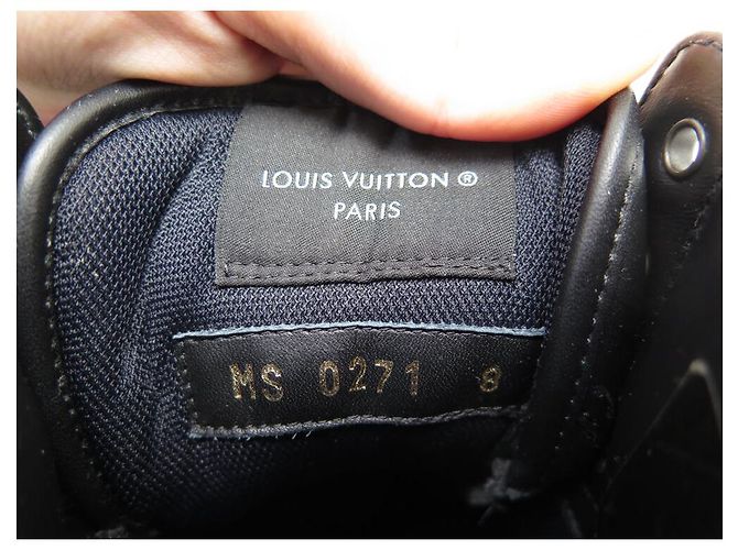 NEUF BASKETS LOUIS VUITTON 1A8EAW RIVOLI SNEAKER BOOT MONOGRAM ECLIPSE 8 42 Gris - vue 9