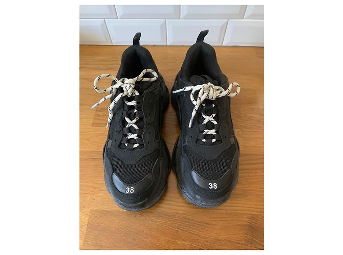Balenciaga Triple S Sneaker Schwarz Leder Textil - Ansicht 4