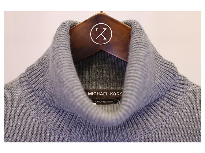 Michael Kors Rollkragenpullover mit Farbverlauf aus grauer Merinowolle - Ansicht 7