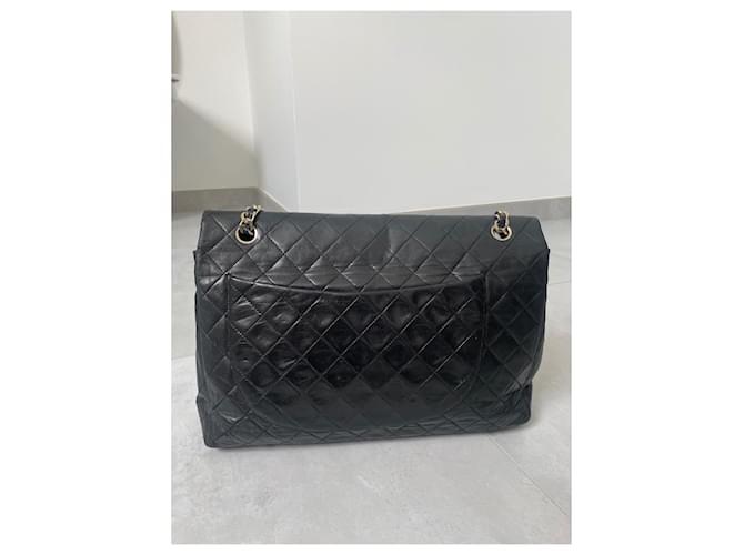Chanel Zeitlos Schwarz Gold hardware - Ansicht 2