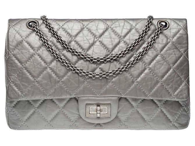Mademoiselle CHANEL 2.55 Bag in Silver Leather - 101896 Silvery - view 2