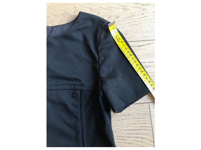 Vestido Chanel preto de lã com mangas curtas - vista 10