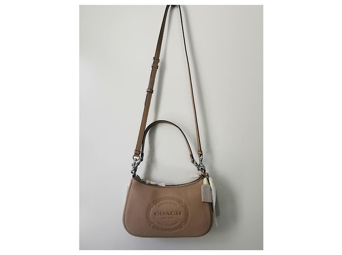 Bolso Coach de cuero taupe con herrajes plateados Beige Marrón claro Hardware de plata - vista 2