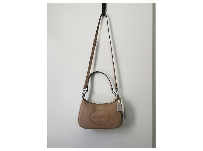 Bolso Coach de cuero taupe con herrajes plateados Beige Marrón claro Hardware de plata - vista 4