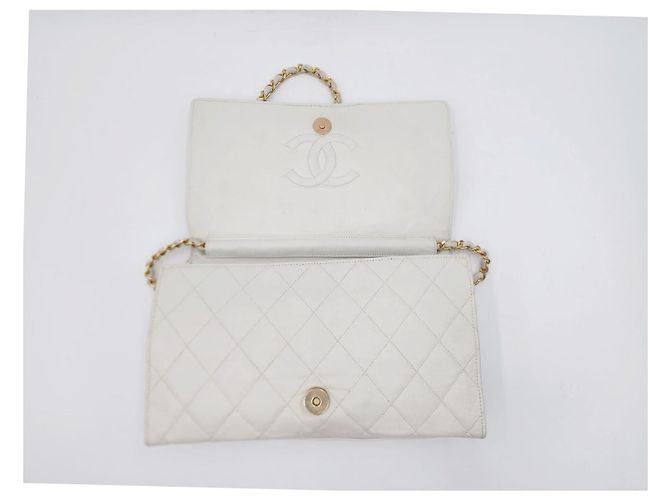 Wallet On Chain Portafoglio a catena con tracolla Chanel Timeless Classic Single Flap. Bianco - vista 14