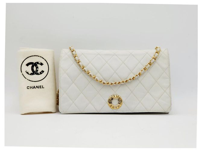 Wallet On Chain Portafoglio a catena con tracolla Chanel Timeless Classic Single Flap. Bianco - vista 2