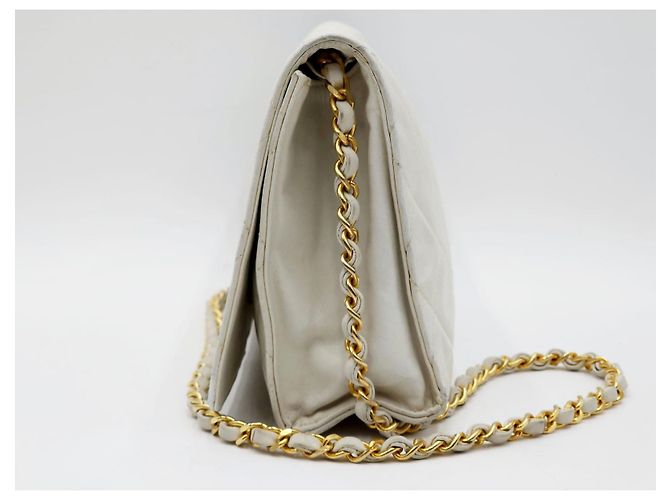 Wallet On Chain Portafoglio a catena con tracolla Chanel Timeless Classic Single Flap. Bianco - vista 7