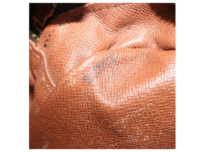 LOUIS VUITTON Pochette Monogramme Compiègne 28 M51845 Auth LV 73004 - vue 12