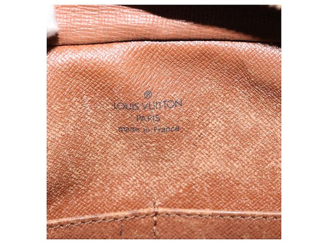 LOUIS VUITTON Pochette Monogramme Compiègne 28 M51845 Auth LV 73004 - vue 17
