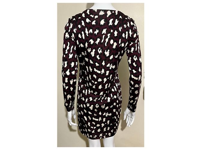 Diane Von Furstenberg Vestido de seda DvF Reina dos EUA com padrão de animal abstrato Multicor - vista 2