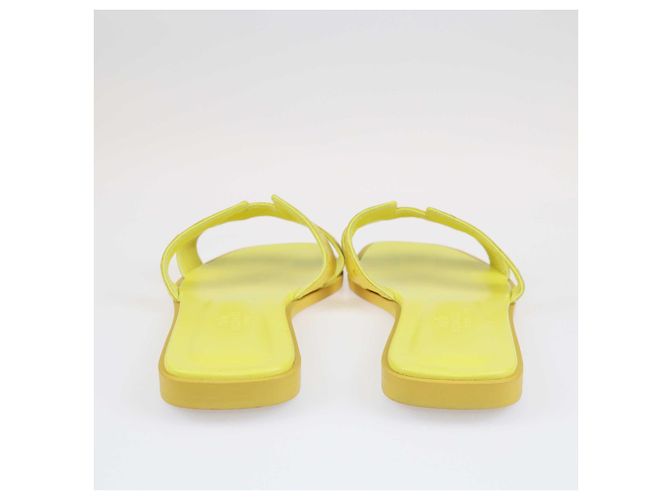 Hermès Sandali Hermes gialli in struzzo Oran Giallo - vista 4
