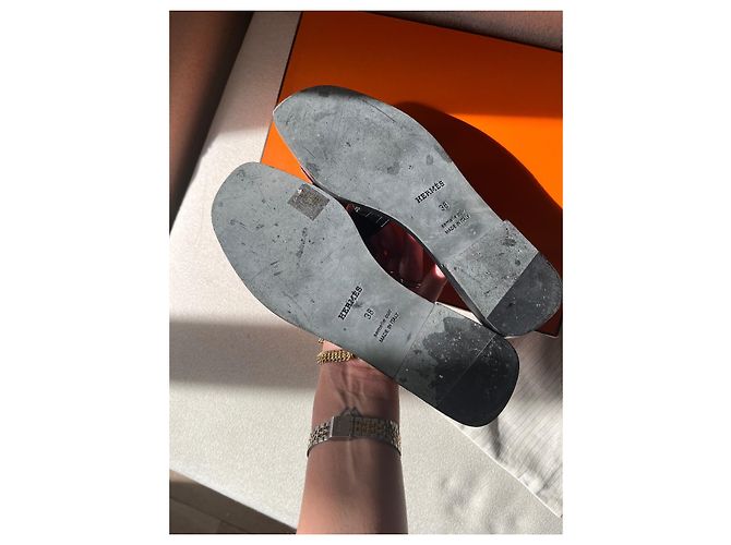 Oran Mules Hermès in pelle di alligatore nera Nero - vista 6