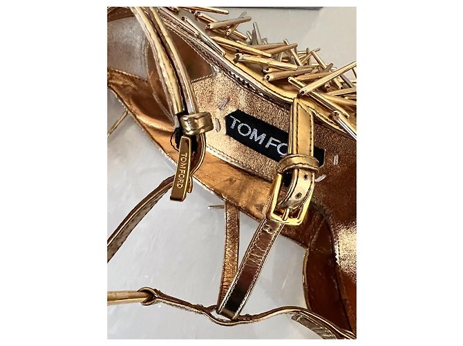 Décolleté Tom Ford in pelle dorata D'oro - vista 7
