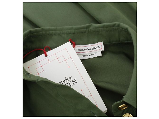 Alexander McQueen Kleid mit geraffter Taille im Militärstil Grün - Ansicht 7