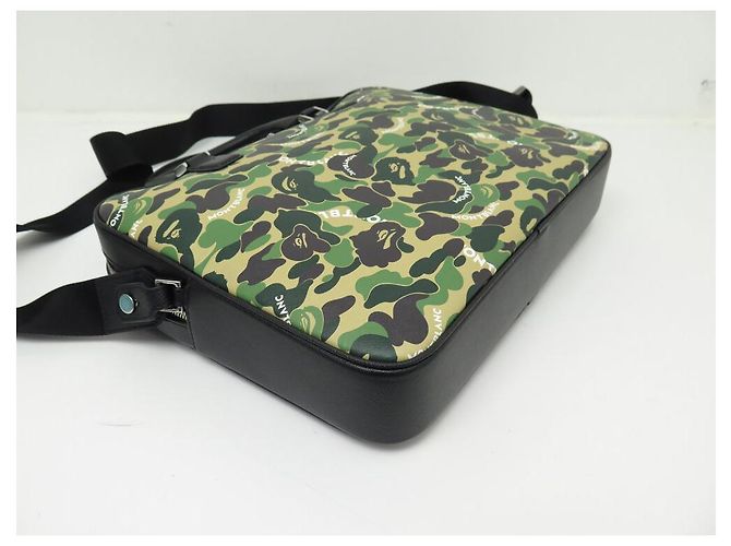 NOVA BOLSA MONTBLANC X BAPE 125347 PASTA PORTA-DOCUMENTOS DE COURO CAMUFLADA - vista 5