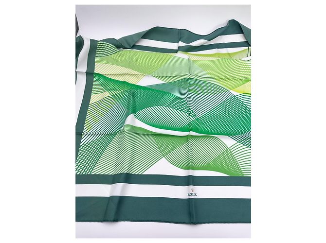 Pañuelo de seda verde con estampado Rolex. - vista 3
