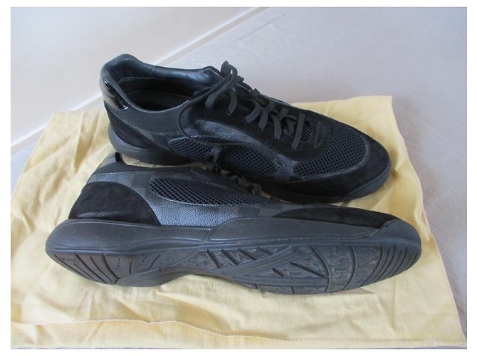 Louis Vuitton Sneakers multi materiali, UK12. Nero - vista 2