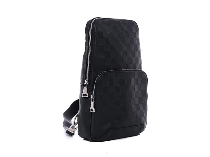 Louis Vuitton avenue sling nero - vista 2
