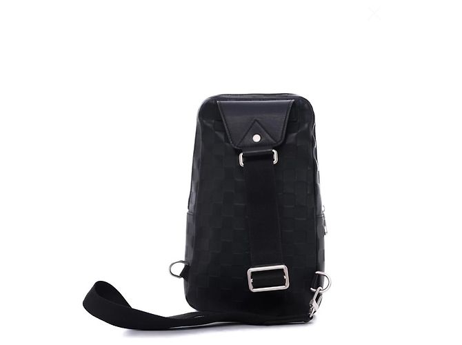Louis Vuitton avenue sling nero - vista 4