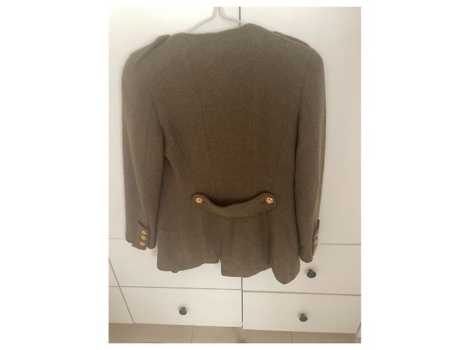Cambon Chanel 1996 runway 22 Gripoix button Jacket Khaki - view 3