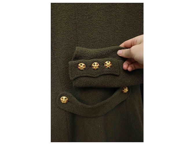 Cambon Chanel 1996 runway 22 Gripoix button Jacket Khaki - view 5