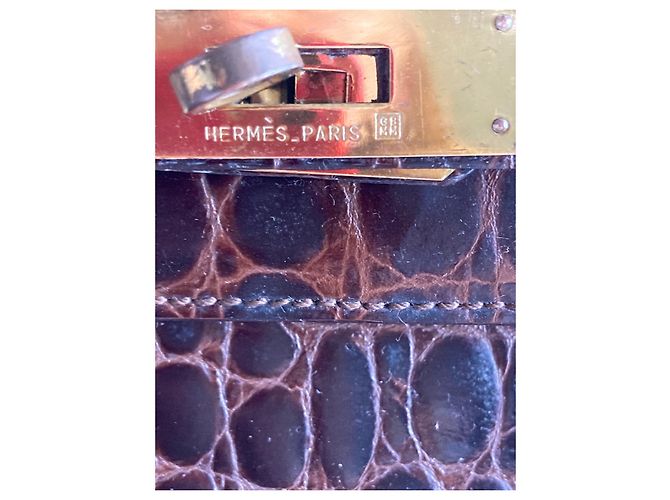 Borsa Hermès Kelly 32 in pelle di coccodrillo marrone - vista 4