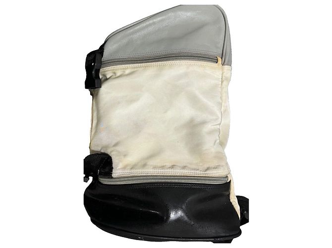 Zaino Chanel Sports in nylon e gomma nero e crema Crudo - vista 19