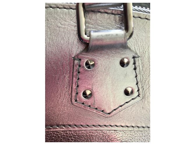 Louis Vuitton Suhali Lockit MM Borsa in pelle argento - vista 13