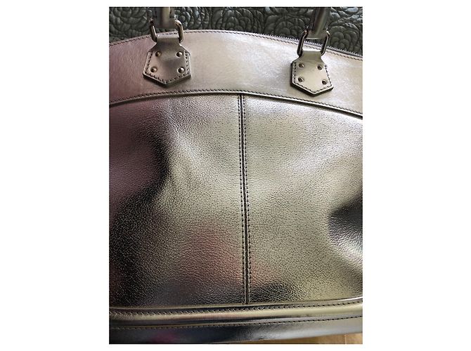 Louis Vuitton Suhali Lockit MM Borsa in pelle argento - vista 7