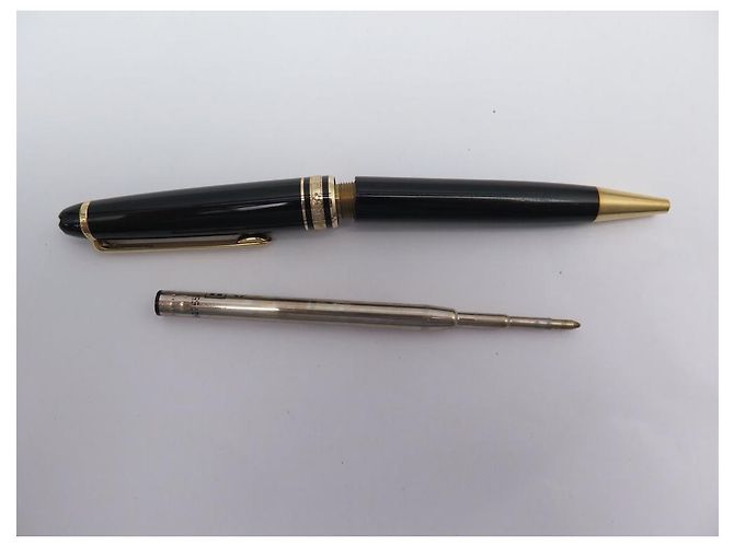 CANETA ESFEROGRÁFICA MONTBLANC MEISTERSTUCK CLÁSSICA DOURADA MB132453 Preto - vista 10