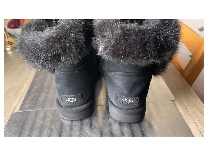 Autre Marque Botines Ugg de ante negro - vista 2