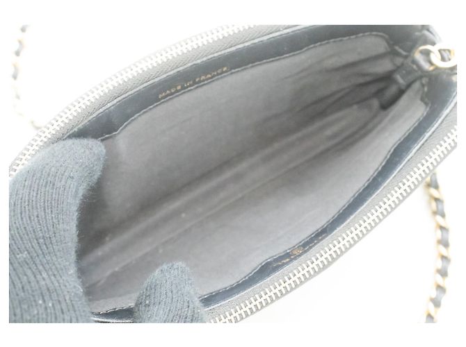 Portafoglio CHANEL Boy in caviale nero su catena con cerniera foderata WOC - vista 10