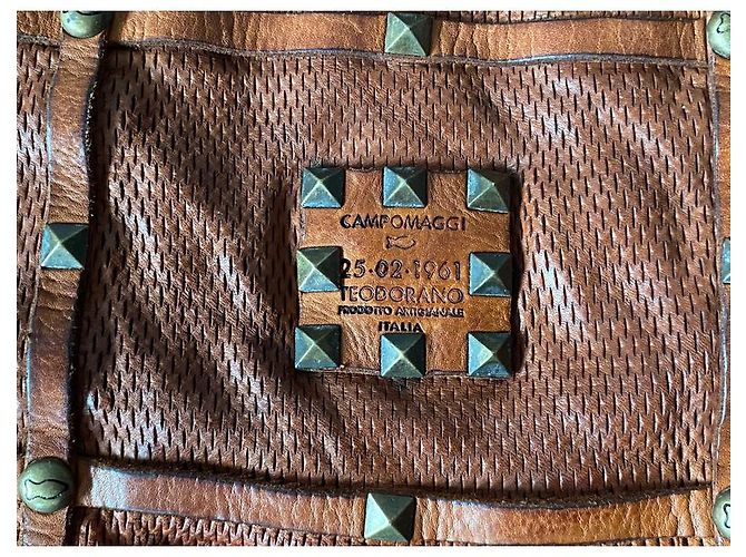 Borsa monospalla Campomaggi in pelle color cognac. - vista 14
