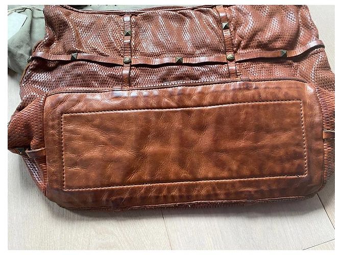 Borsa monospalla Campomaggi in pelle color cognac. - vista 5