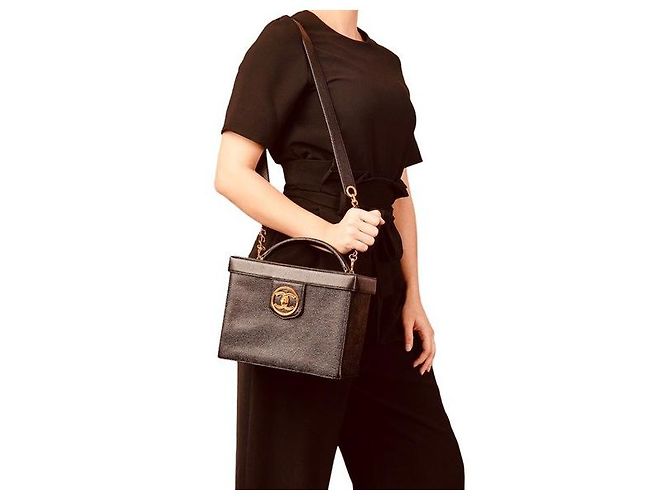 Borsa a tracolla con patta Chanel in caviale dorato 24 carati Marrone - vista 4