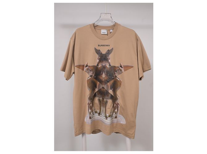 Camiseta Burberry Multi Deer Carrick em algodão bege - vista 8