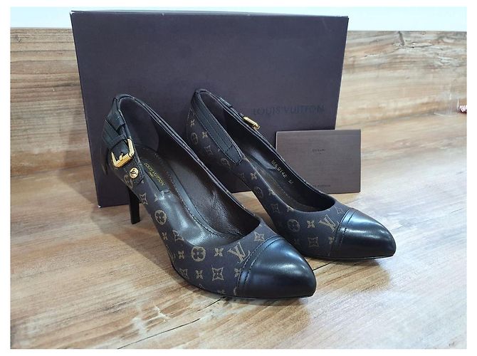 Décolleté Louis Vuitton Barbara Pump Monogram Mini Lin Marrone Marrone scuro - vista 6