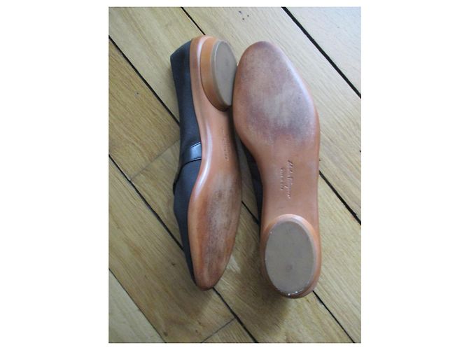 Salvatore Ferragamo Bailarinas de satén negro, 38,5. - vista 3