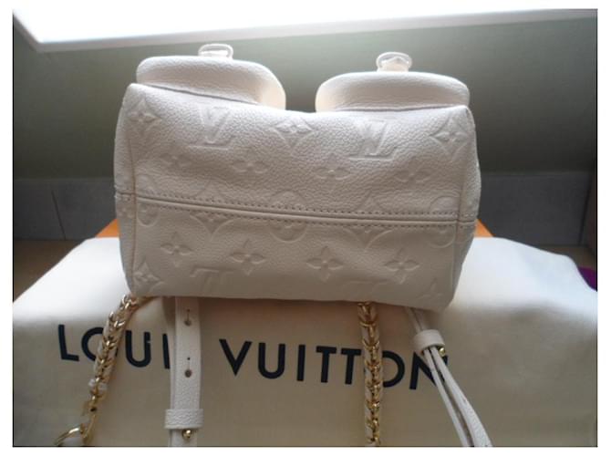 Louis Vuitton Zaino di backup Bianco sporco - vista 6