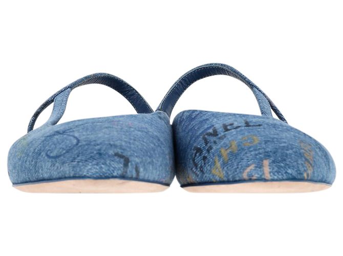 Timeless Chanel Slingback Cap Toe Flats in denim blu - vista 3